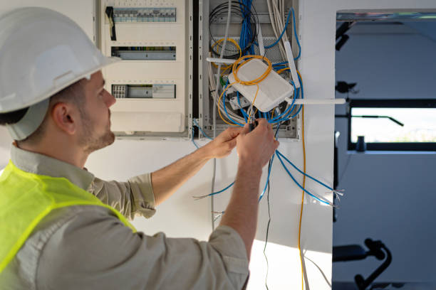 Best Circuit Breaker Repair  in Stratford, WI